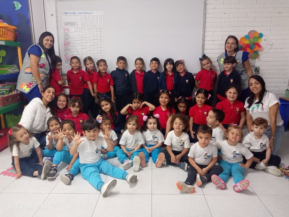 INTELIKIDS Visita a Mater Dei